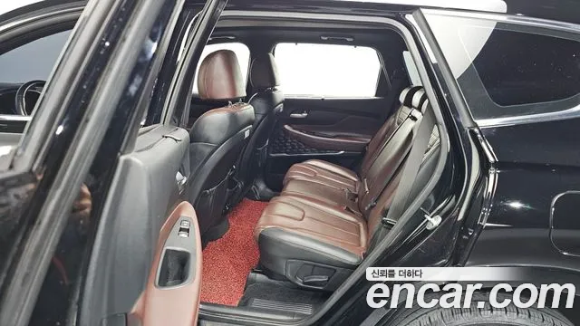 Hyundai Santafe 2020 — фото 11