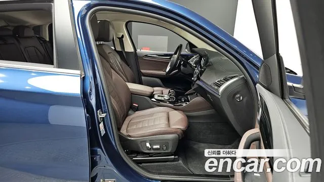 BMW X4 2022 — фото 11