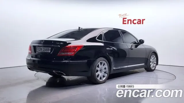 Hyundai Equus 2010 — фото 2