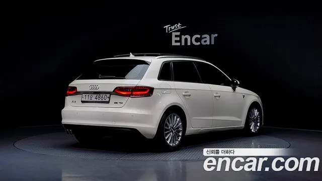 Audi A3 2015 — фото 2