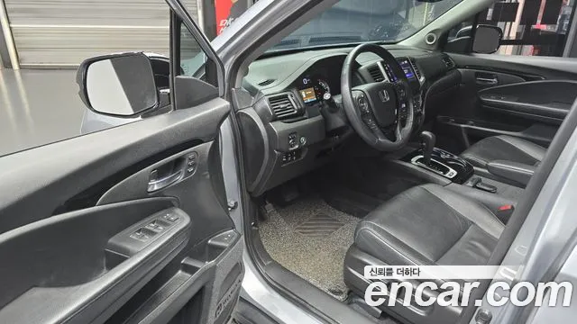 Honda Pilot 2017 — фото 11