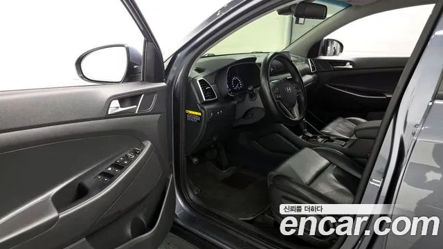 Hyundai Tucson 2019 — фото 10