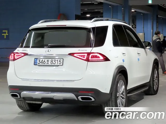 Mercedes-Benz GLE-Class 2022 — фото 4
