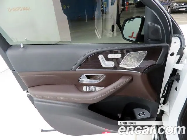 Mercedes-Benz GLE-Class 2022 — фото 13