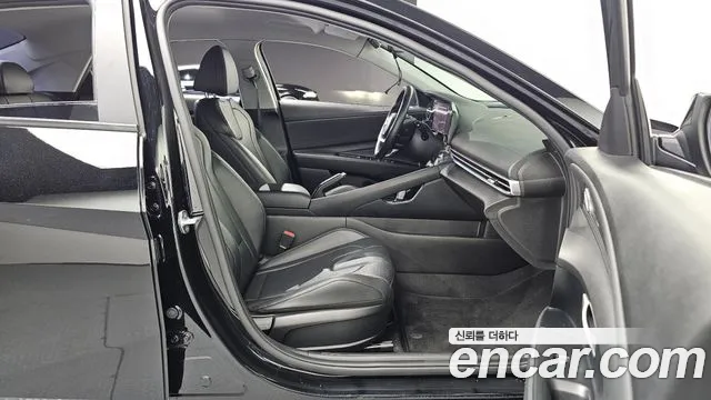Hyundai AVANTE 2021 — фото 12