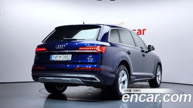 Audi Q7 2022 — фото 2