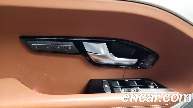 Land Rover Range Rover Evoque 2013 — фото 16