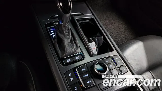 Hyundai Genesis 2015 — фото 9