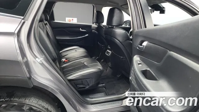 Hyundai Santafe 2021 — фото 12