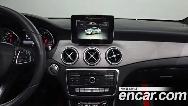 Mercedes-Benz CLA-Class 2017 — фото 15