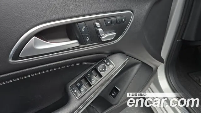 Mercedes-Benz CLA-Class 2017 — фото 17