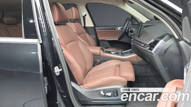 BMW X5 2025 — фото 11
