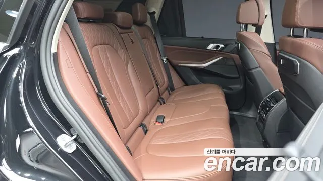 BMW X5 2025 — фото 12