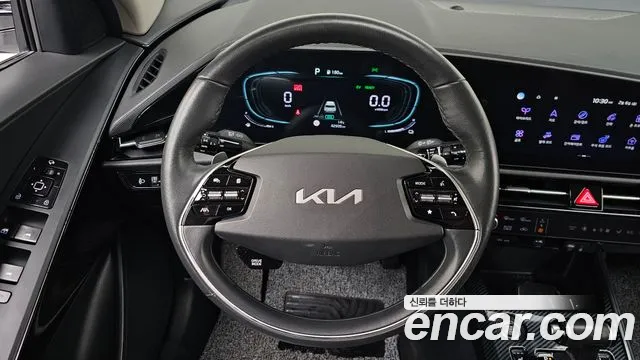 Kia Niro 2022 — фото 12