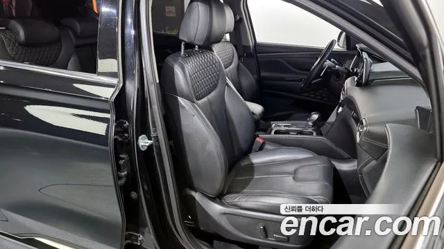 Hyundai Santafe 2019 — фото 12