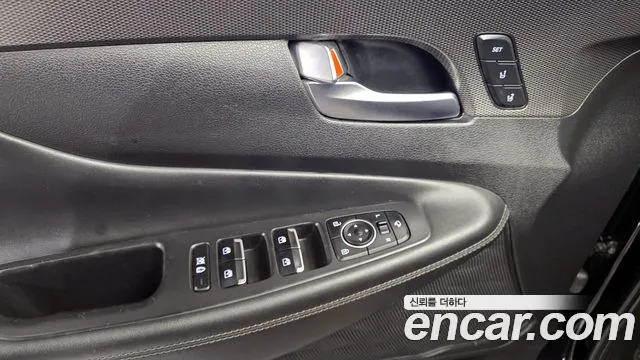 Hyundai Santafe 2019 — фото 14