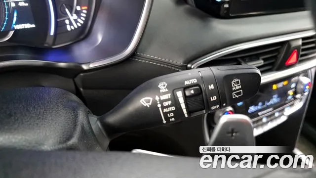 Hyundai Santafe 2019 — фото 17