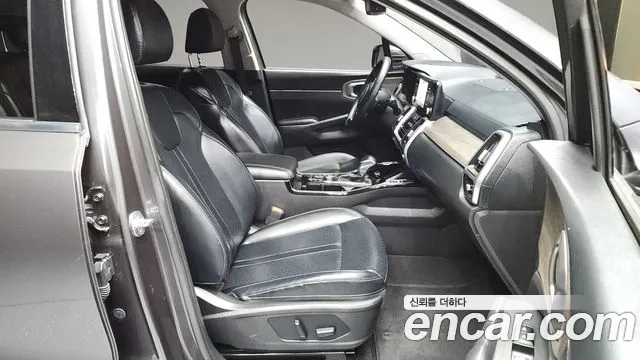 Kia Sorento 2021 — фото 10