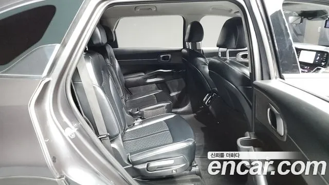 Kia Sorento 2021 — фото 12