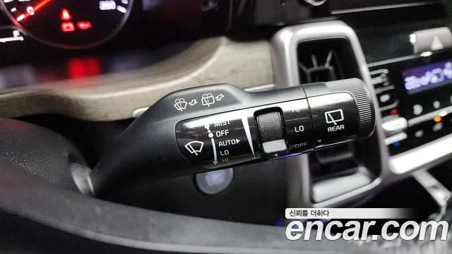 Kia Sorento 2021 — фото 18