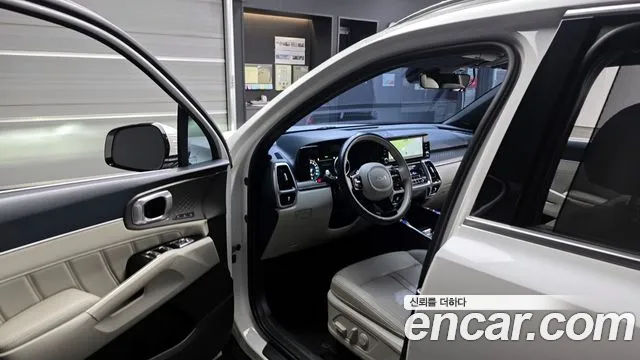 Kia Sorento 2023 — фото 10