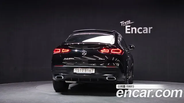 Mercedes-Benz GLE-Class 2022 — фото 4