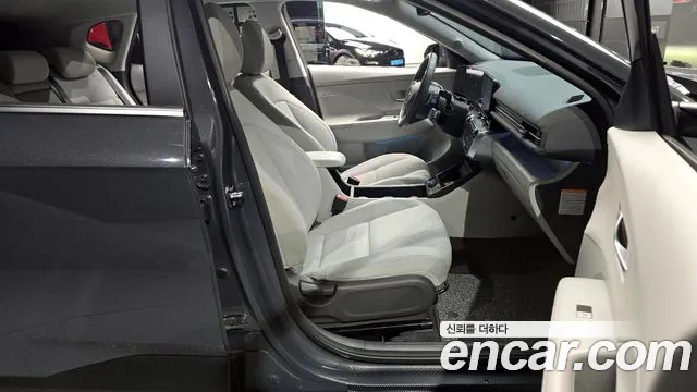 Hyundai Kona 2023 — фото 11