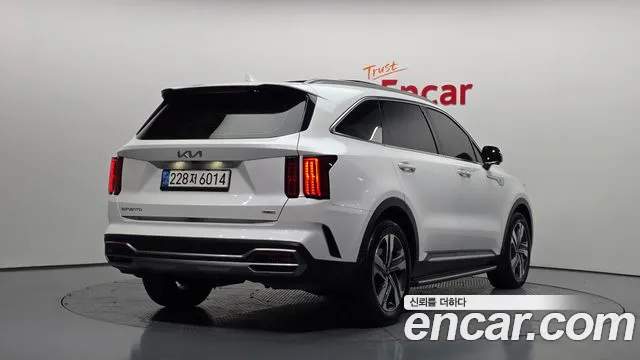 Kia Sorento 2023 — фото 2