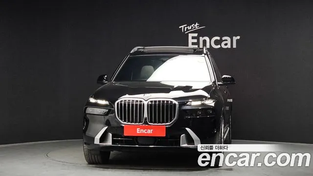 BMW X7 2025 — фото 3