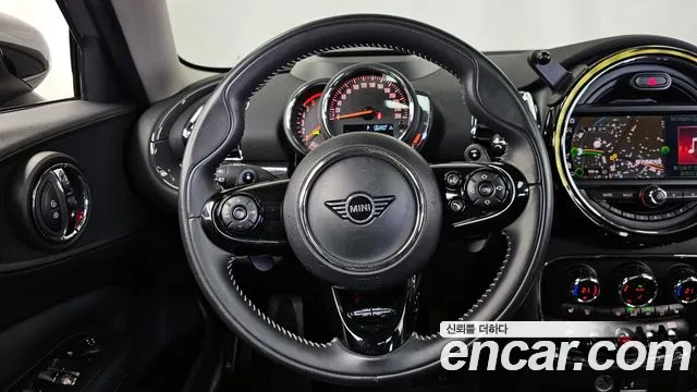 Mini Clubman 2020 — фото 13