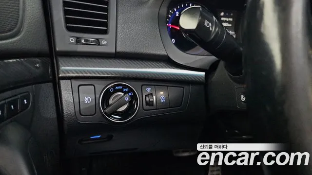 Hyundai i40 2016 — фото 14