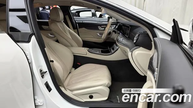 Mercedes-Benz CLS-Class 2021 — фото 11