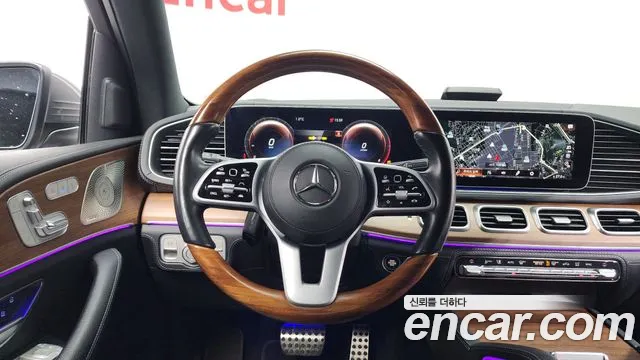 Mercedes-Benz GLS-Class 2021 — фото 13