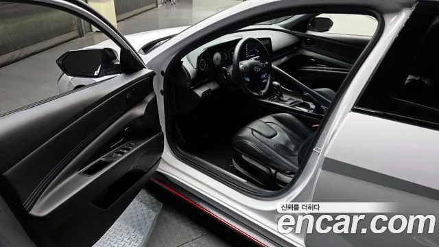 Hyundai AVANTE 2022 — фото 10