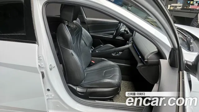 Hyundai AVANTE 2022 — фото 12