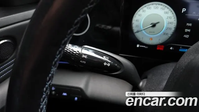 Hyundai AVANTE 2022 — фото 16