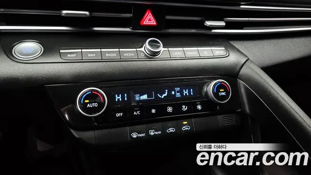 Hyundai AVANTE 2021 — фото 17