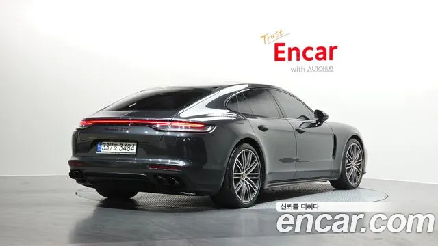 Porsche Panamera 2021 — фото 2