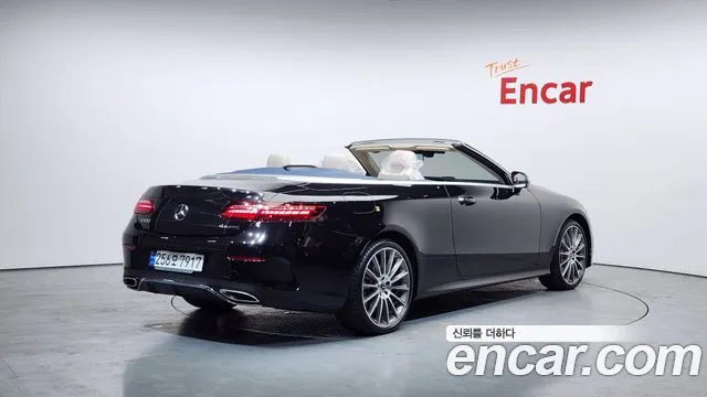 Mercedes-Benz E-Class 2023 — фото 2