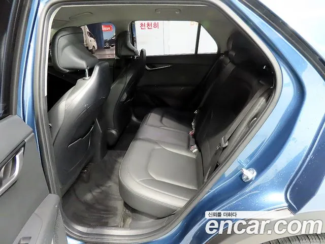 Kia Niro 2023 — фото 12