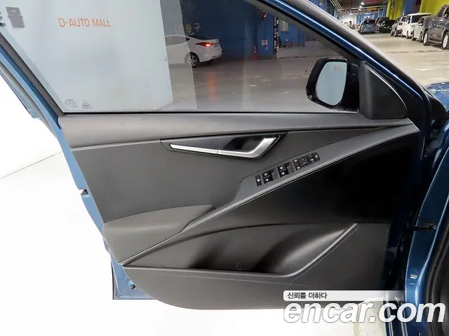 Kia Niro 2023 — фото 16