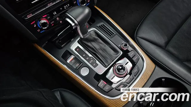 Audi Q5 2015 — фото 9