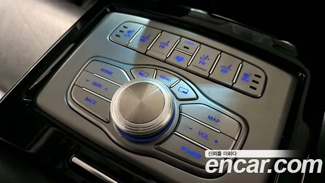 Hyundai Genesis 2013 — фото 18