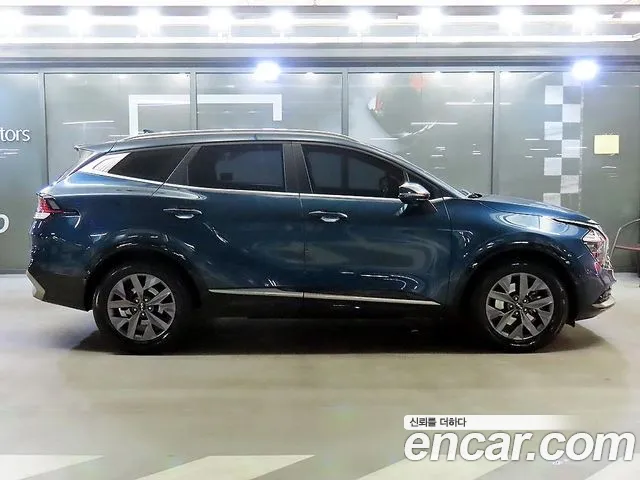 Kia Sportage 2022 — фото 3