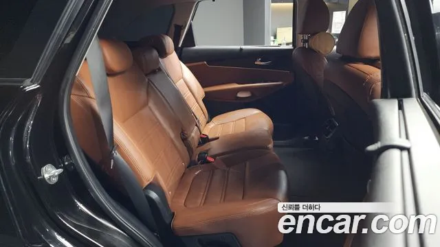 Kia Sorento 2019 — фото 12