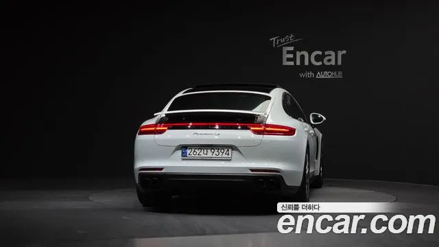 Porsche Panamera 2018 — фото 4