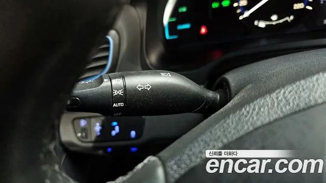 Hyundai Ioniq 2019 — фото 14