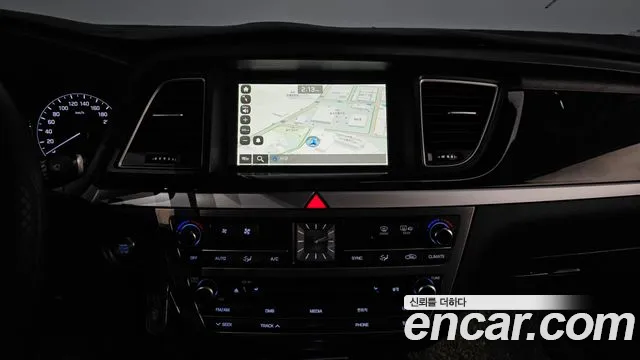 Hyundai Genesis 2015 — фото 15