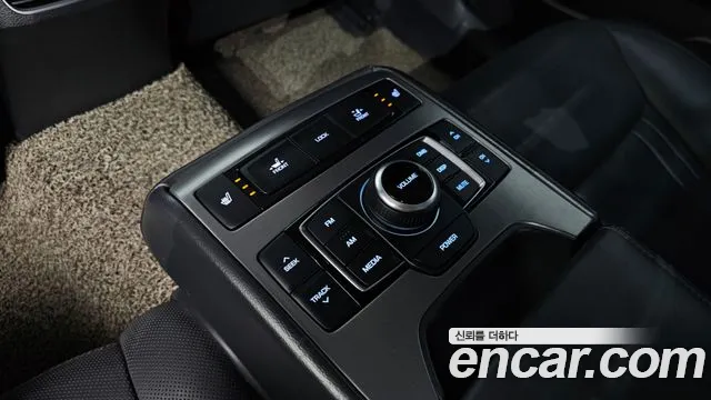 Hyundai Genesis 2015 — фото 19