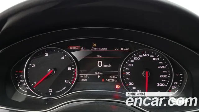 Audi A6 2015 — фото 8